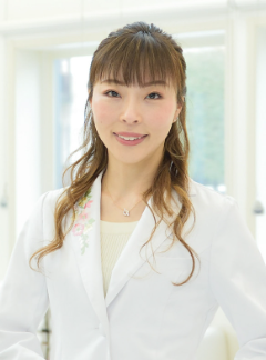 吉岡　容子院長