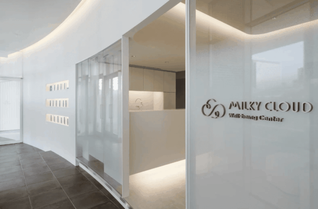 ミルクラ玄関写真1.2pg